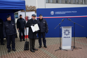 Uroczyste przekazanie pojazdów służbowych