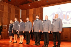 obchody święta Policji w sali koncertowej szkoły muzycznej