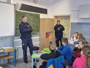 dzielnicowi na zajęciach profilaktycznych